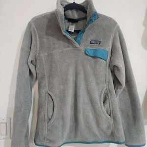 Patagonia Gray and Teal Fleece Pullover